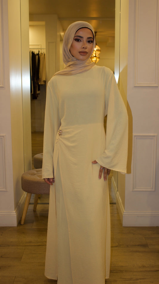 The Brooch Waist Dress